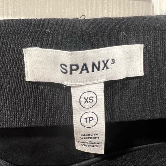 Spanx Super Smooth Perfect Fit Ponte Cropped Wide Leg Pant Black Size XS - Picture 6 of 10